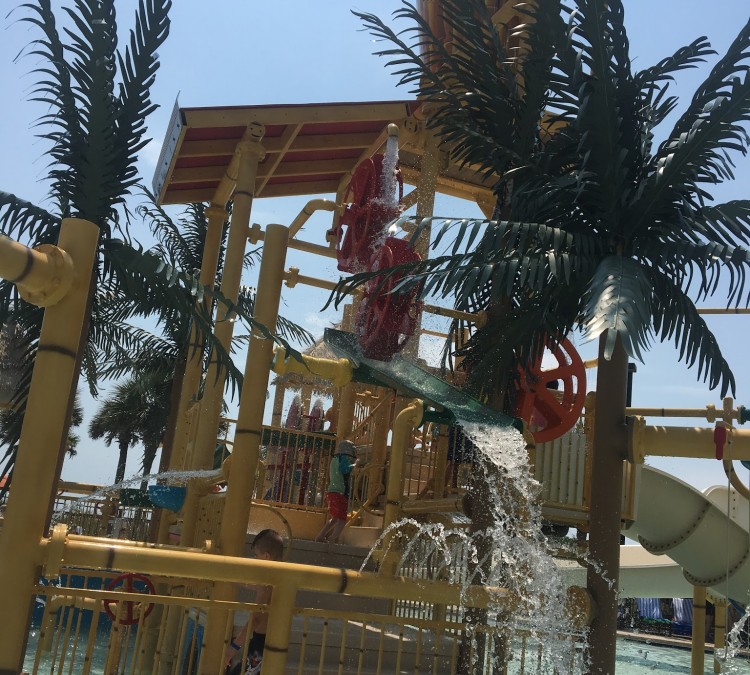 currents-waterpark-at-embassy-suites-myrtle-beach-resort-photo